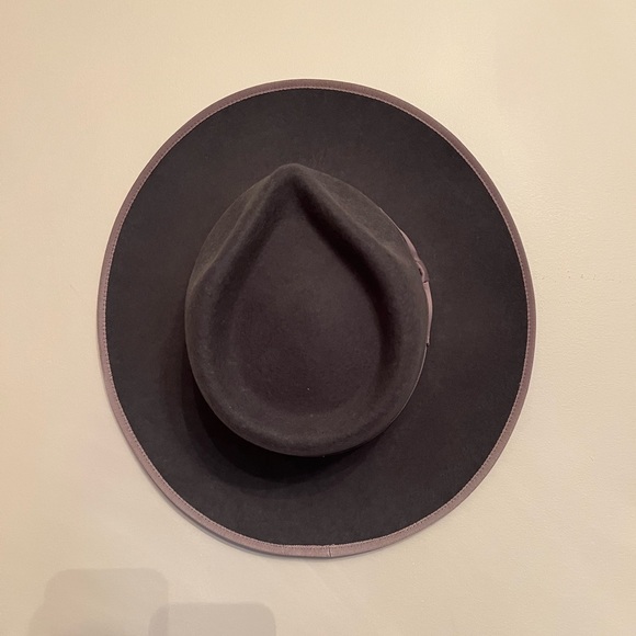 Gigi Pip Monroe Rancher - Picture 2 of 4